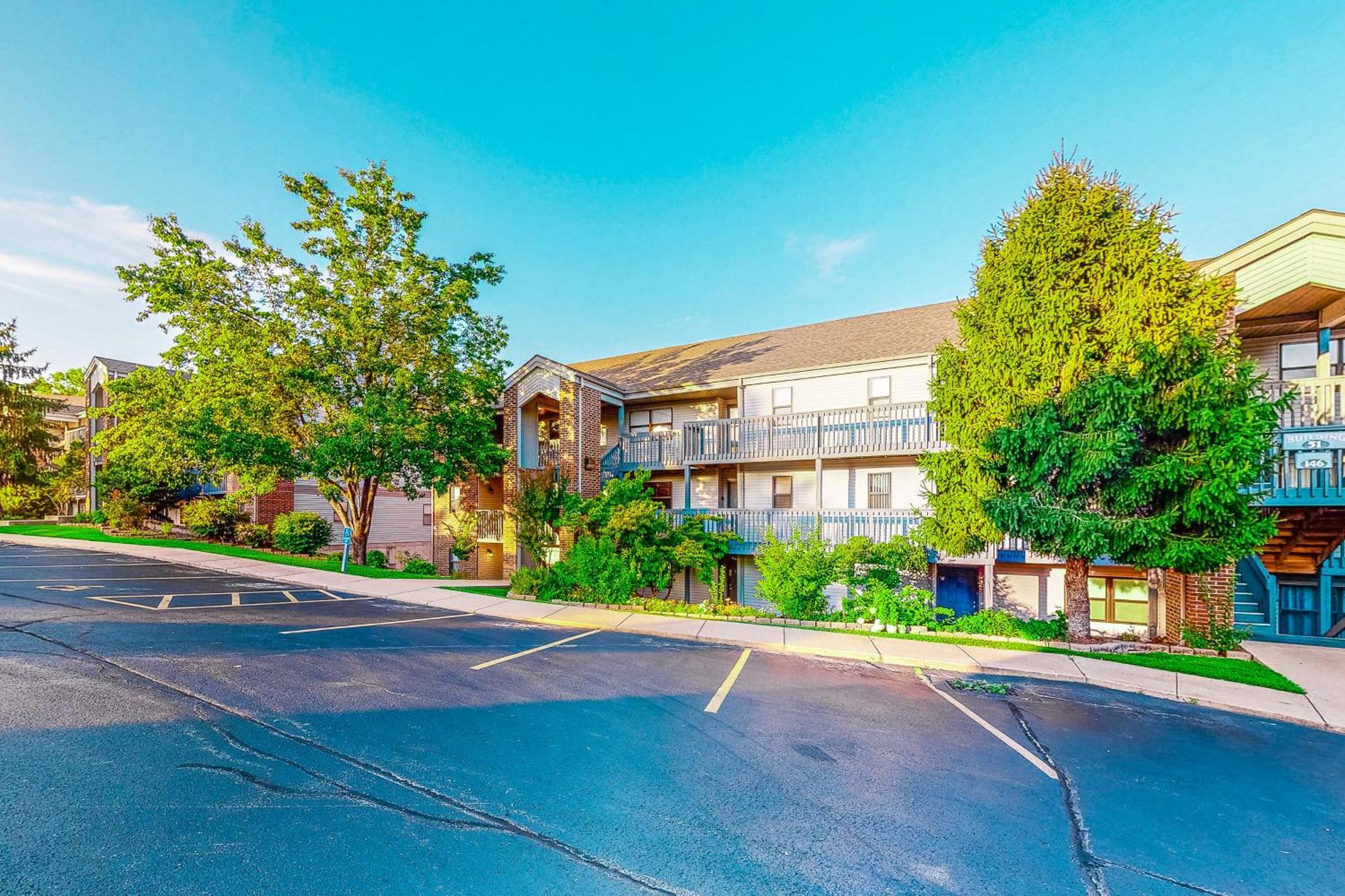 Lofty Retreat & Paradise Pointe Branson Exteriör bild